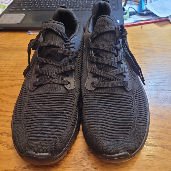 Ladies Sneakers - Picture 7 of 7